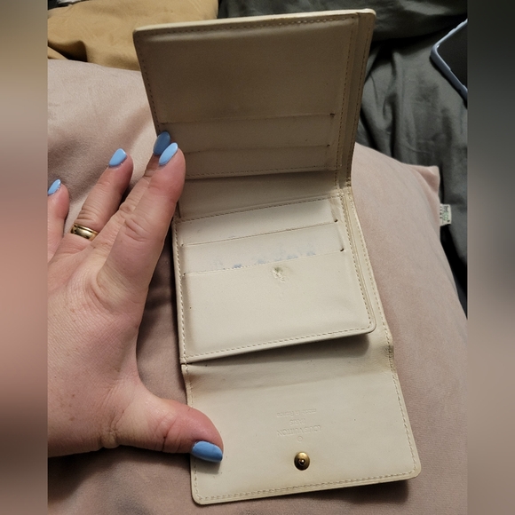 SALE Authentic Louis Vuitton Tan Vernis Women's Wallet - Picture 4 of 7